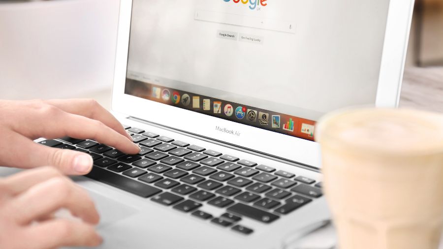 โฆษณาแบบมีความเป็นส่วนตัว (Privacy-First Advertising)